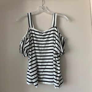 Ava Sky off the shoulder top EUC